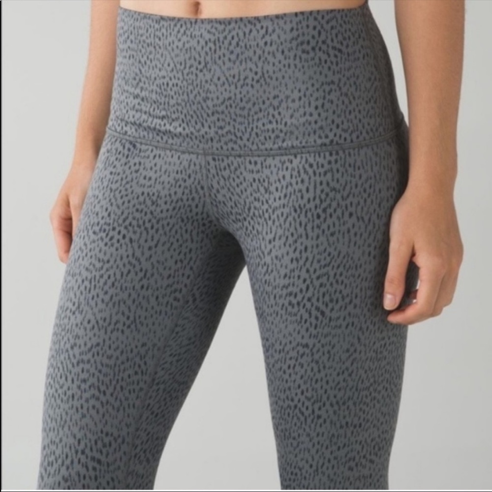 RARE Lululemon Wunder Under High Rise Legging